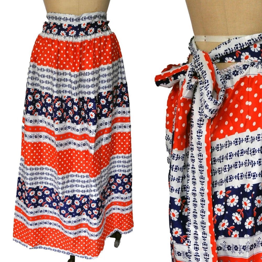 Vintage 70s Red Ehite Blue Women's Skirt